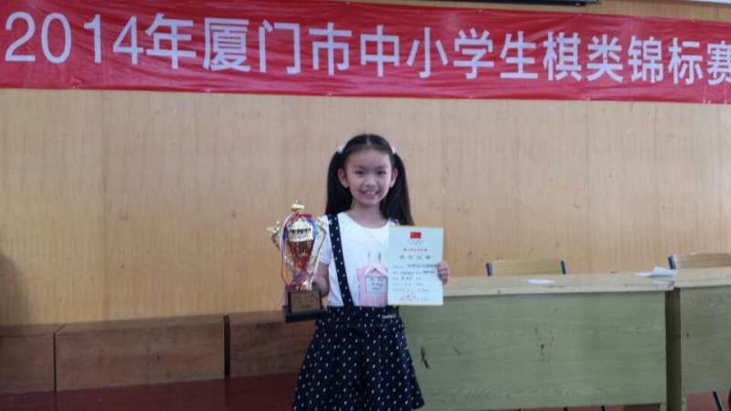 潘婕灵获得市赛季军